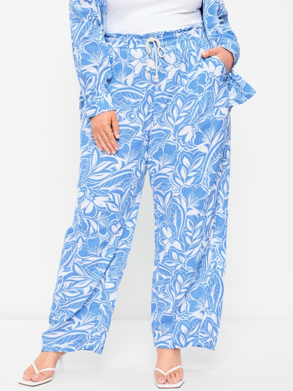 NWT- Old Navy - 4X. Gauze Barrel Leg